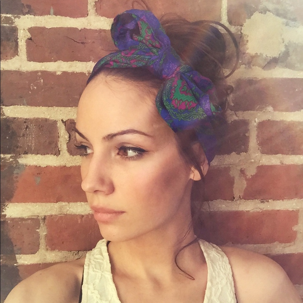 Meet your posher, Haley!